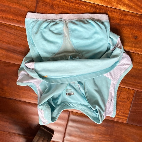 SOLD - 🎾⛳️ Vntg Y2K Nike Dry Fit Aqua Athletic Tank Top S - Picture 3 of 5